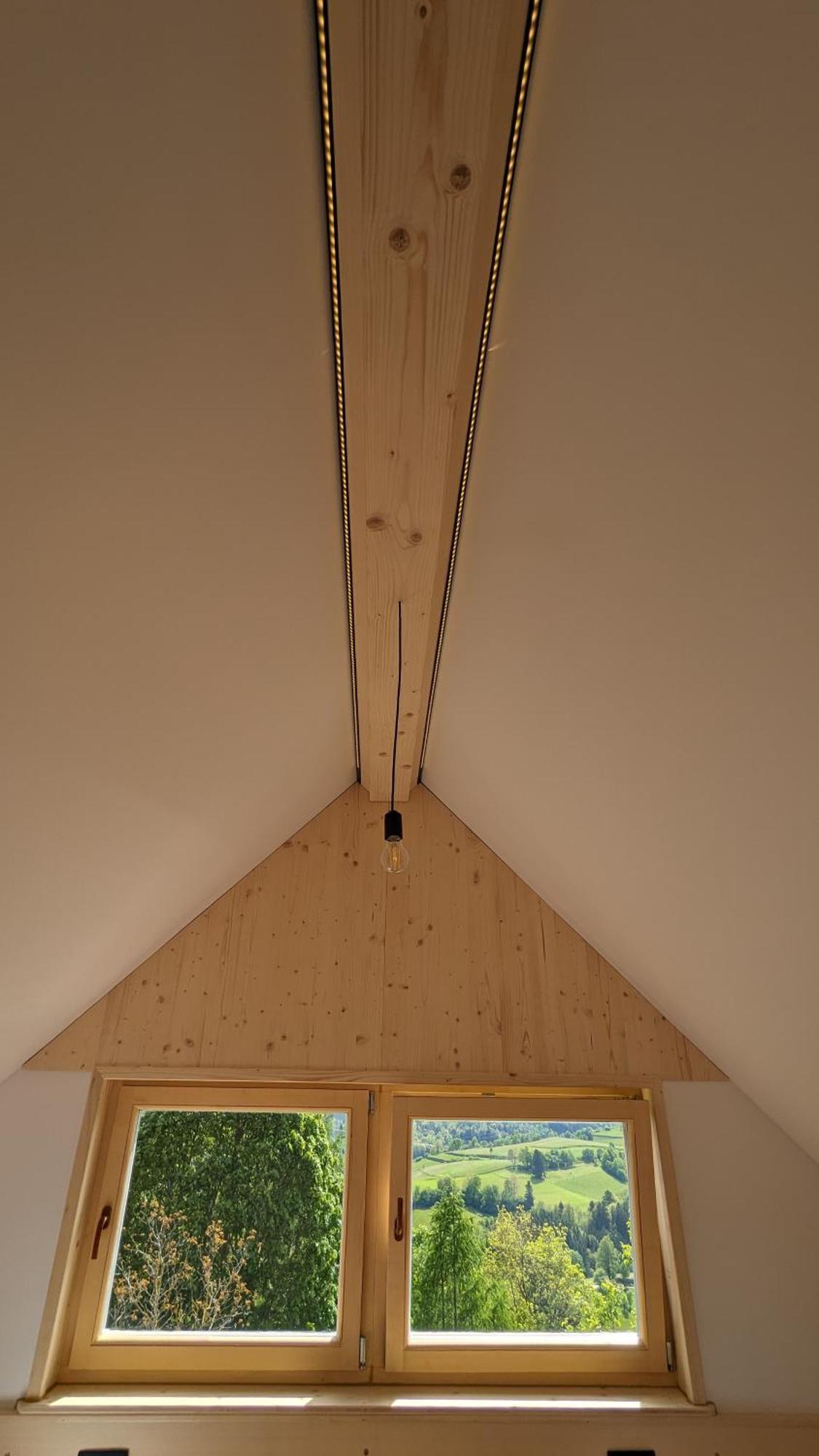 ホテル Golife Center Glamping Laze v Tuhinju エクステリア 写真